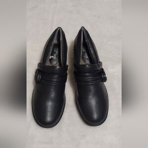 Euro soft shoes for women size 10